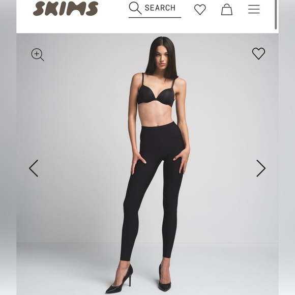 SKIMS BODY CORE SCULPT
LEGGING | ONYX Size 1X - Picture 2 of 6